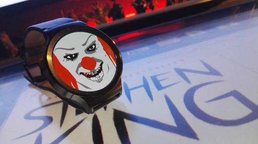 Stephen King IT - Pennywise (Rotating Teeth and Interactive)
