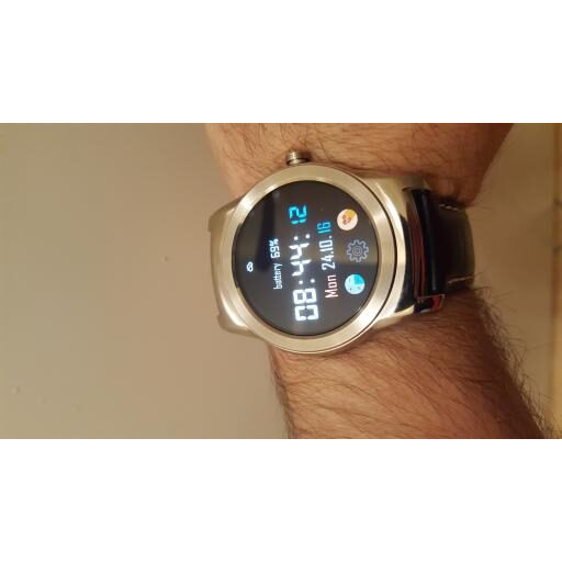 Digital watch