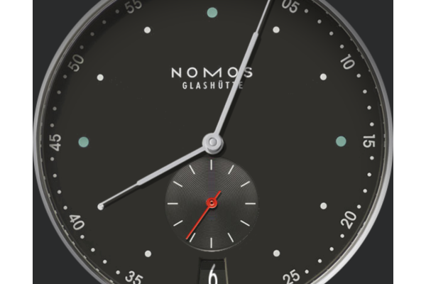 Nomos Metro Black Tribute