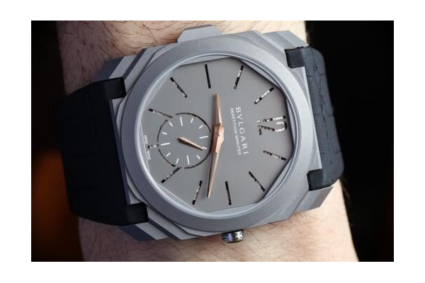 BVLGARI-OCTO-FINISSIMO-MINUTE-REPEATER