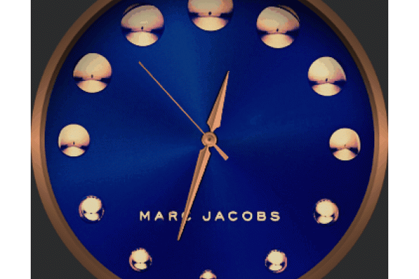 MARC JACOBS GOLD AND SHINY