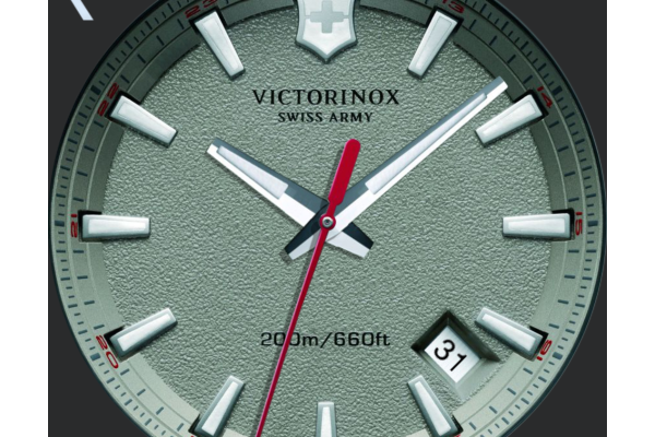 Victorinox I.N.O.X. Titanium
