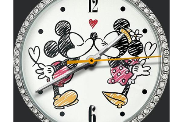 Mickey--Minnie-Kissing